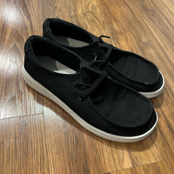 Mad Love Black Sneakers - Picture 1 of 7